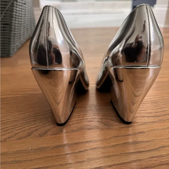 Rebecca Minkoff West Pointed Toe Metallic Pump - Picture 7 of 8